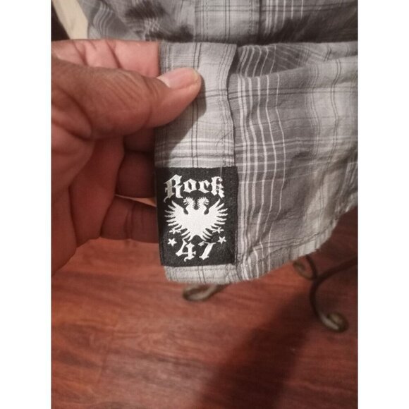 Rock 47 By Wrangler Pearl Snap Shirt Men's XL Gray Plaid Embroidered Skull Logo - Picture 5 of 12
